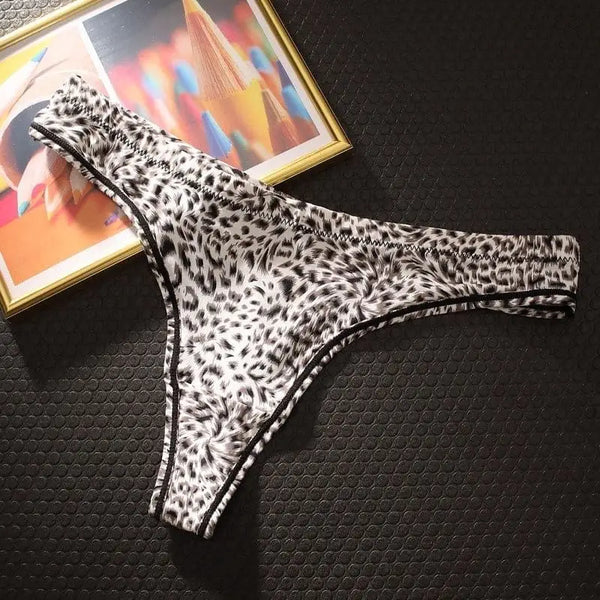 String Léopard Femme